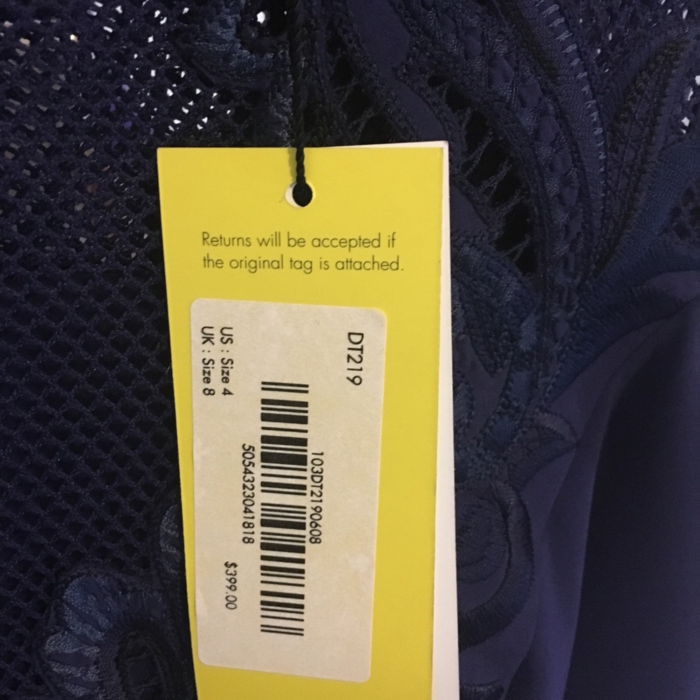NWT Karen Millen Mesh & lace pencil dress - Picture 4 of 8